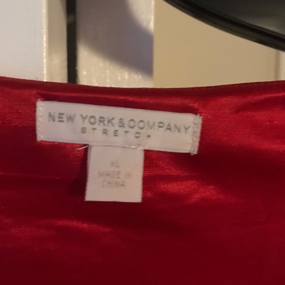 Beautiful red dress - NY&Co size 18 - Picture 4 of 4